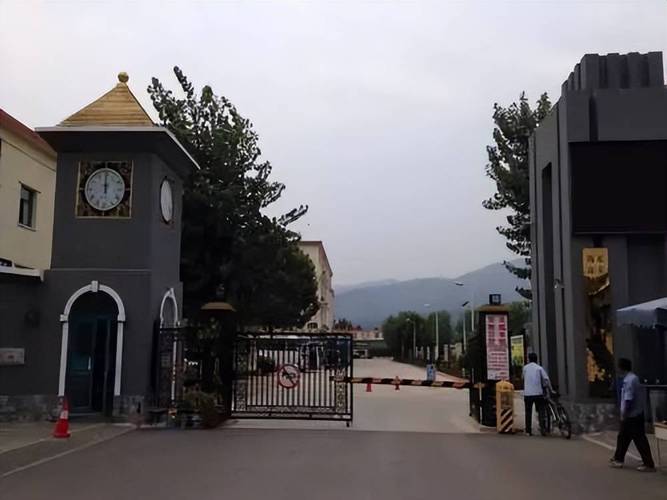 北京市海淀区尚丽外国语学校