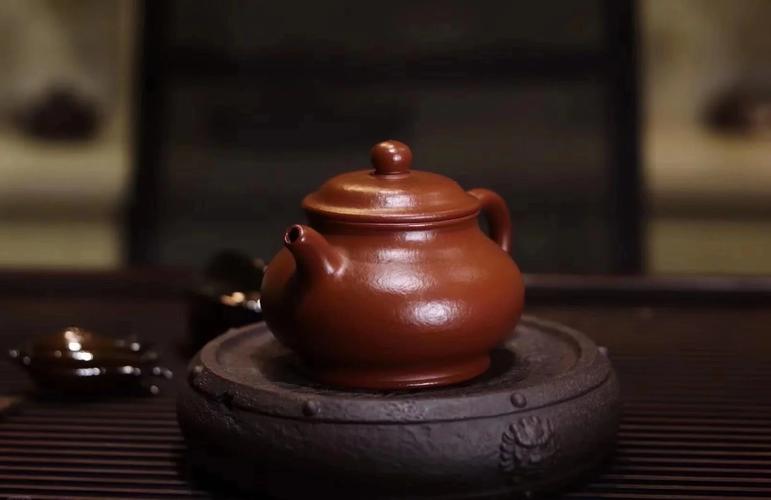 如何去除紫砂壶里的茶垢