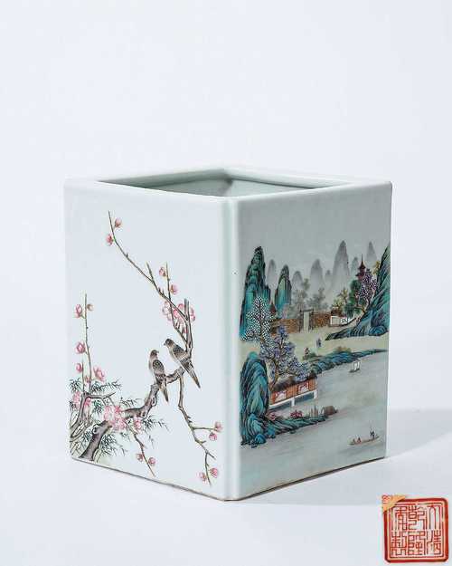 民国瓷器笔筒底部图片