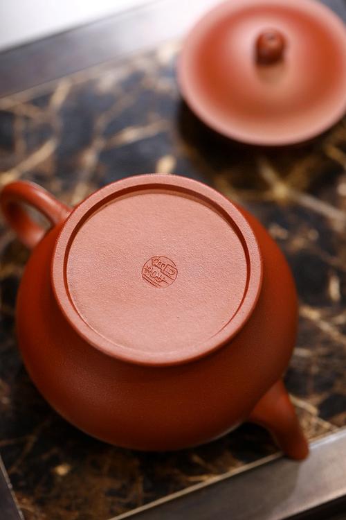 紫砂壶 任伟红 级别