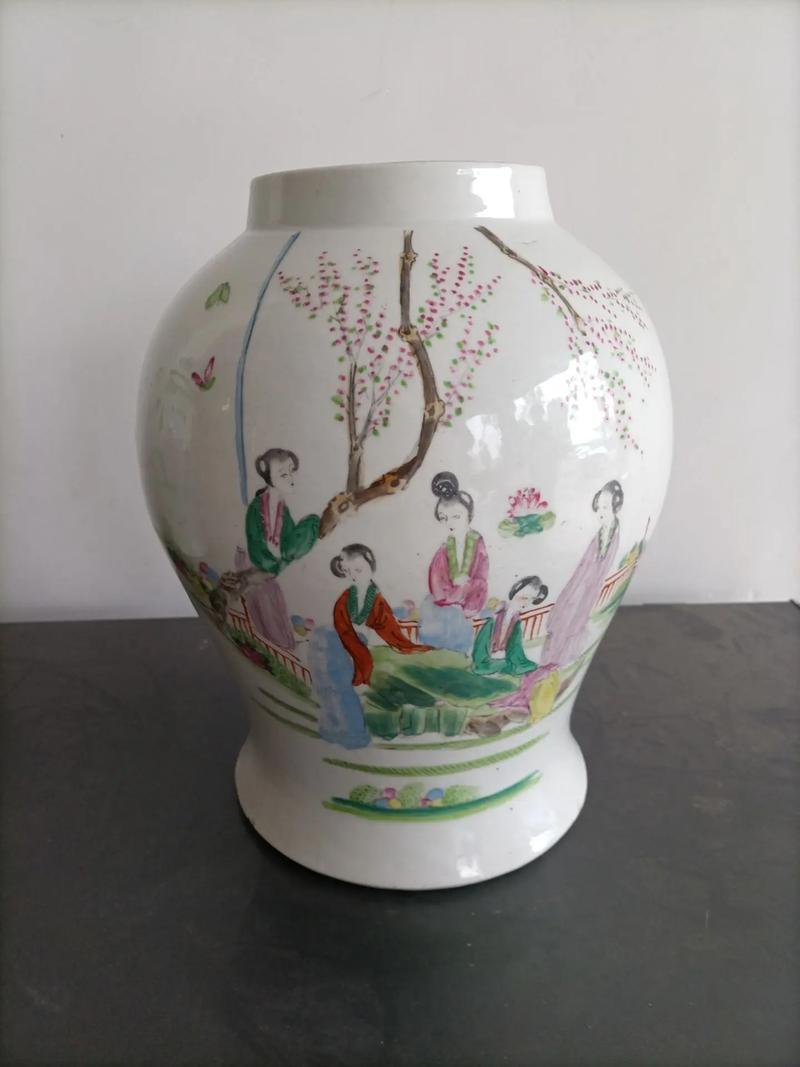 晚清民国瓷器女姓代表