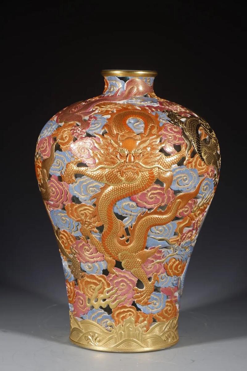 故宫雍正描金瓷器图片