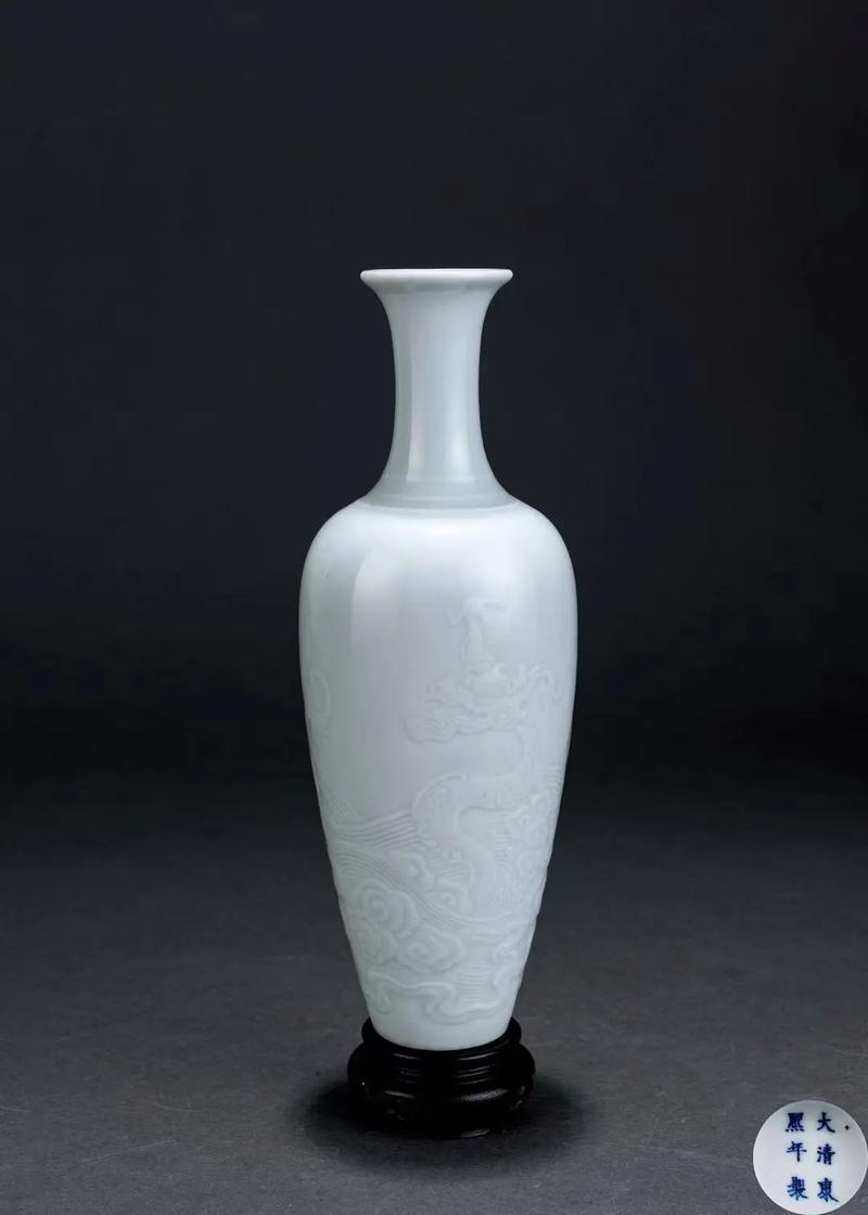 明早瓷器柳叶变化特征