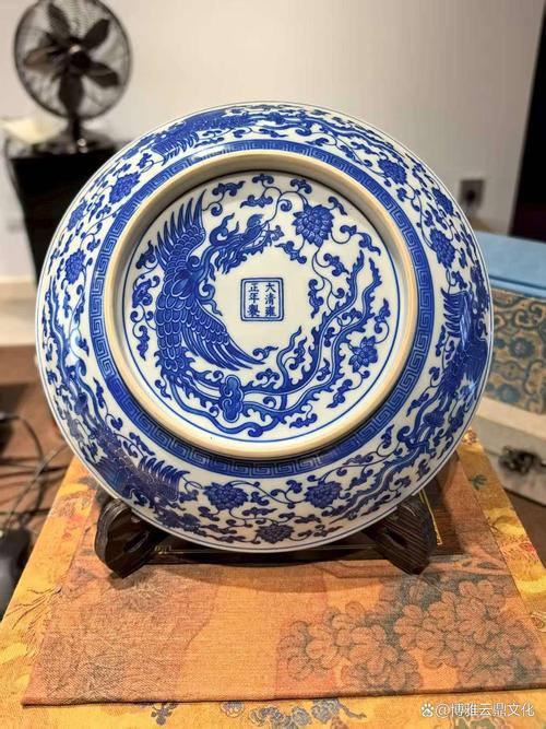 雍正青花官窑瓷器图片