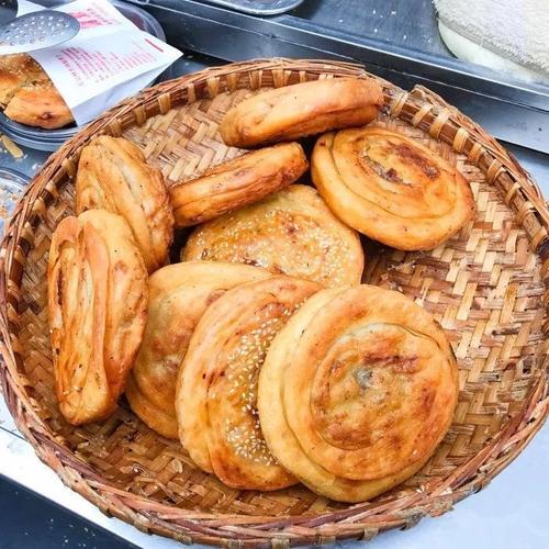 成都梁家巷到中江汽车时刻表