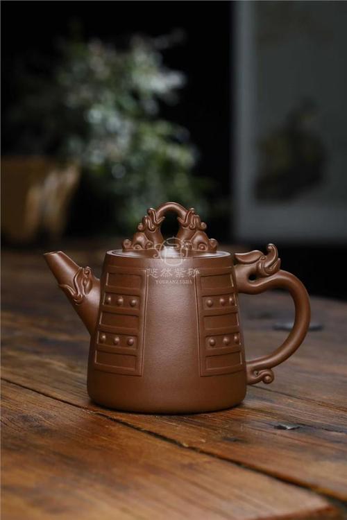 刘凤英经典紫砂壶紫砂