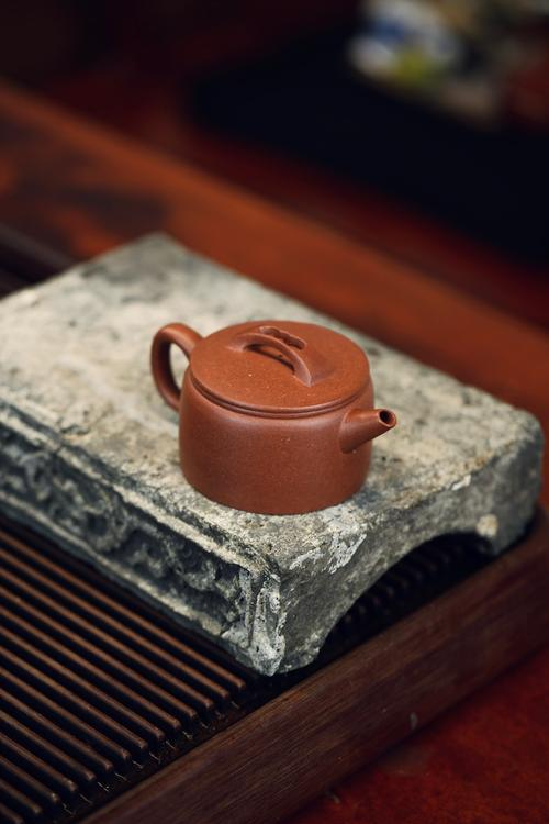 上等紫砂张国新紫砂壶