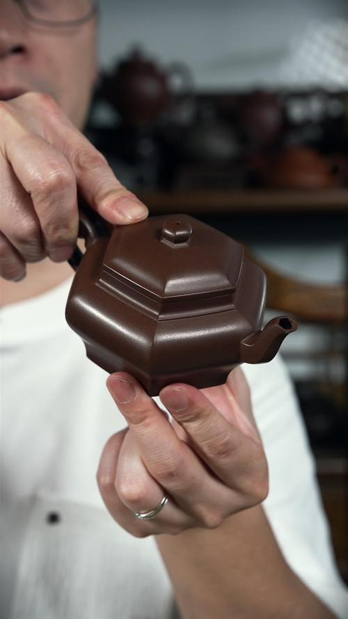 1960年紫砂壶图片