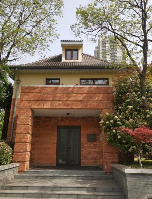 北京市海淀区颐和园路5号