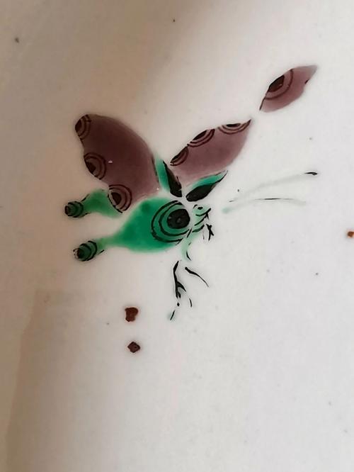 彩绘瓷器 牡丹 蝴蝶