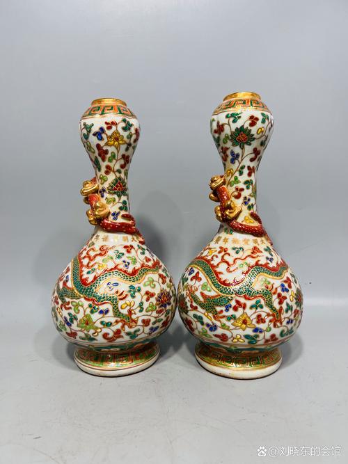 瓷器 色彩浓郁 描金