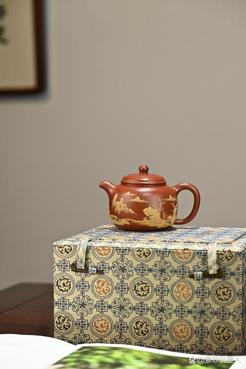 钟云霞 紫砂壶 职称