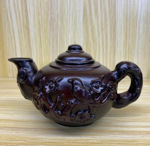 新加坡早期进口紫砂壶