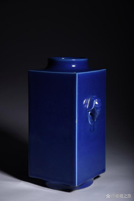 瓷器四方瓶祭蓝釉瓷器