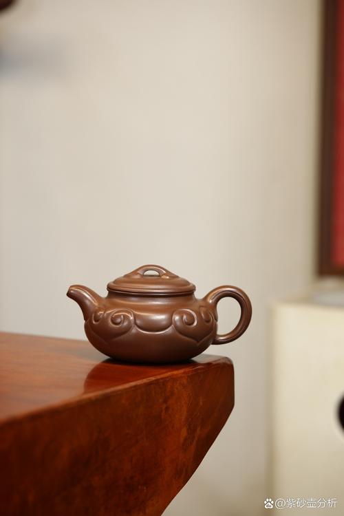 徐悲鸿紫砂壶5800