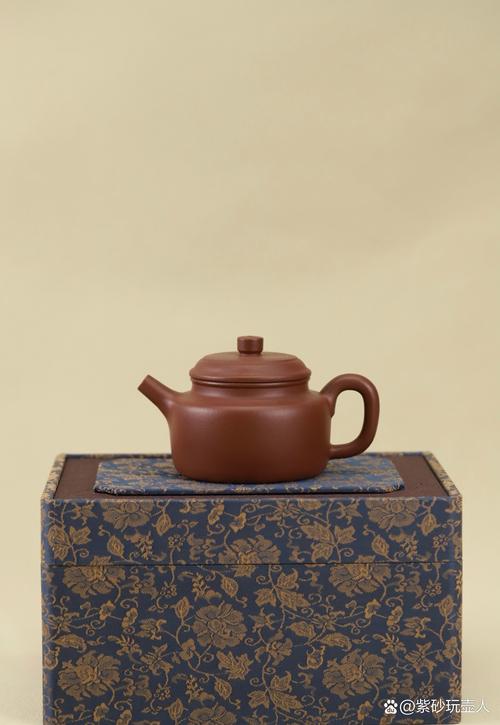 高健的紫砂壶值多少钱
