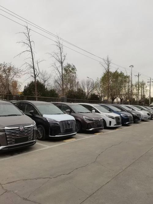 北京田宇行兴别克4s店