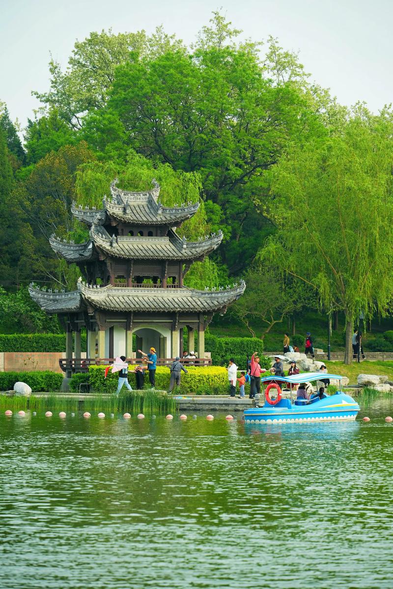 北京适合情侣约会的地方