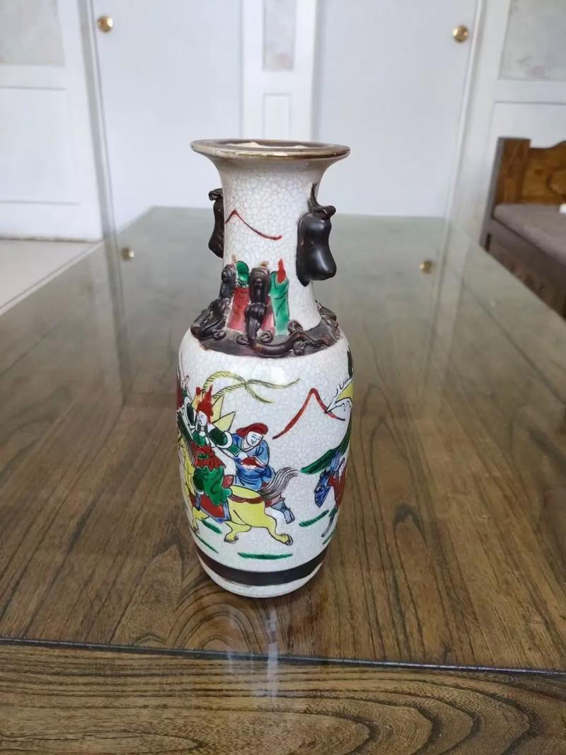 成化年制瓷器刀马瓷器