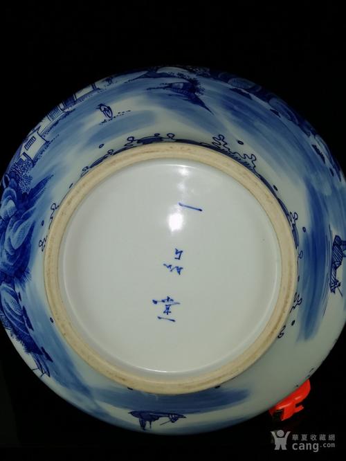 一品堂制款的瓷器图片