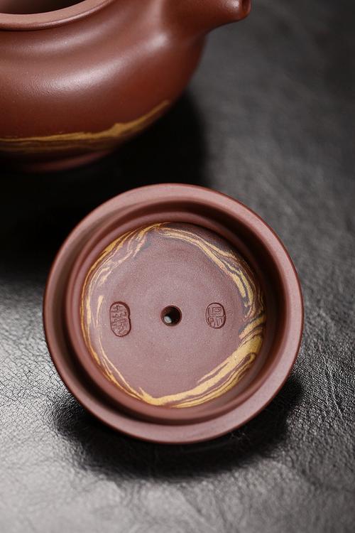 底部一个福字的紫砂壶