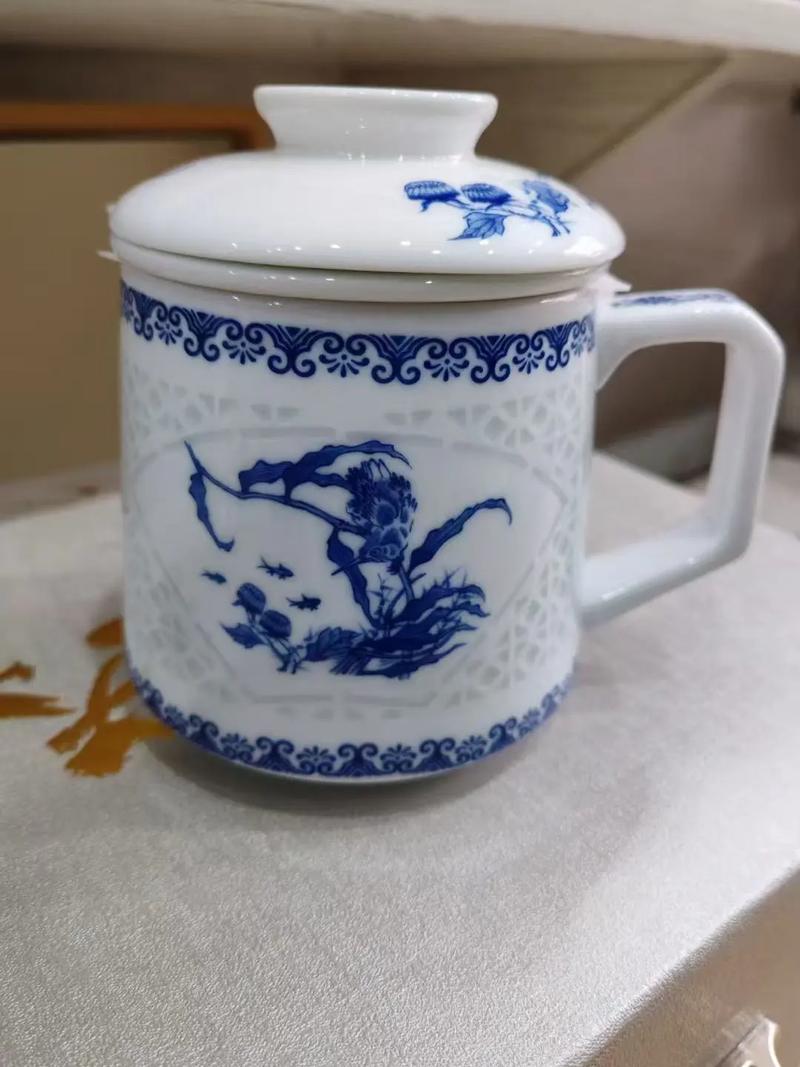 四大瓷器青花瓷玲珑瓷