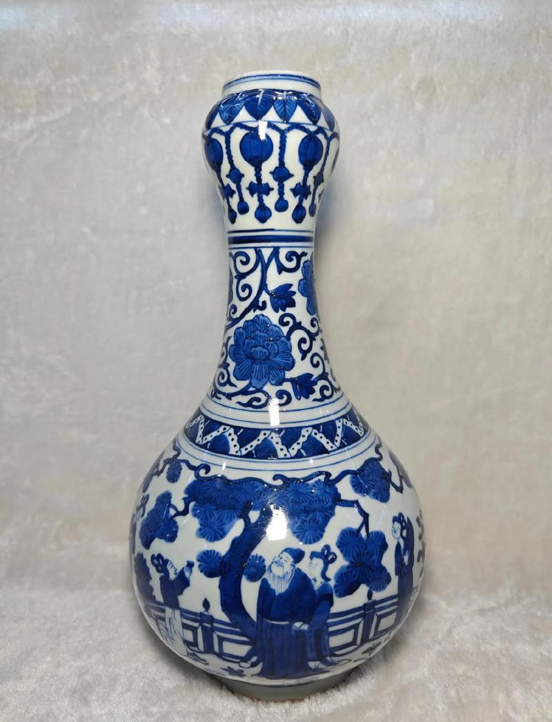 大明万历年制青花瓷器