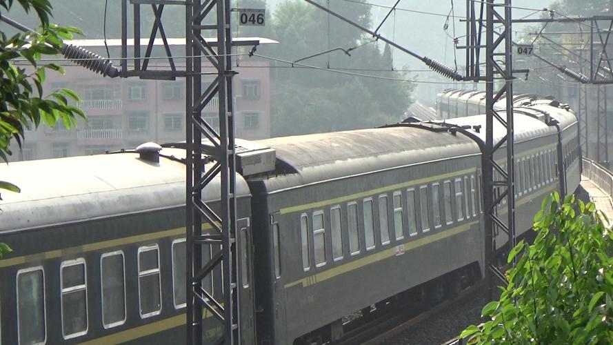 南昌到成都的火车k787