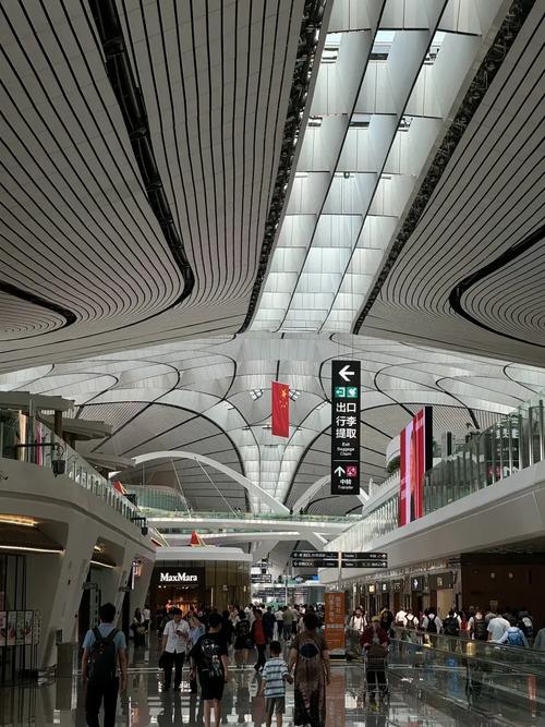 首都机场t2到北京西站