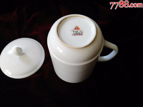 景德镇瓷器底款龙珠阁