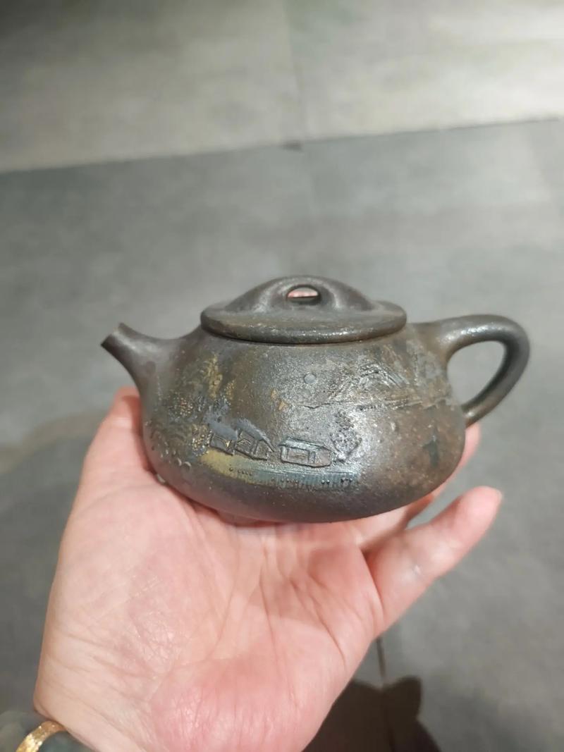 柴烧壶和紫砂壶哪个好