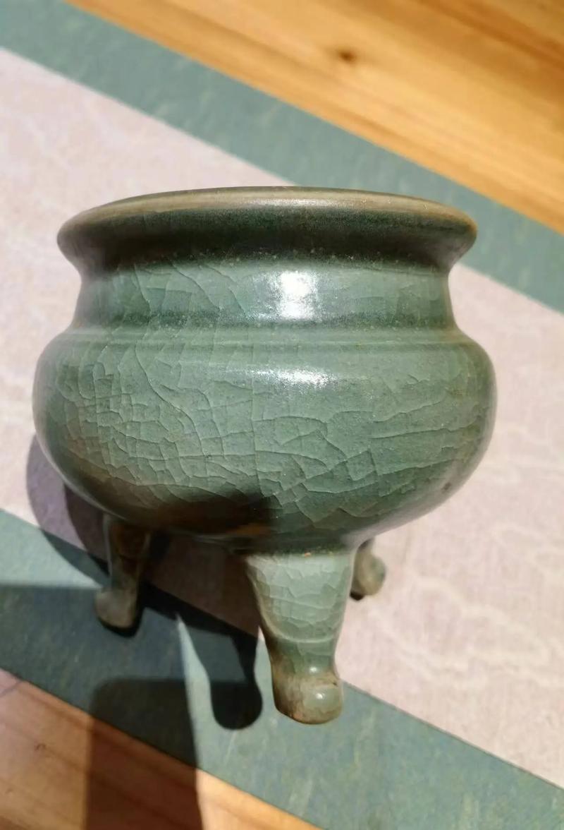 解放后龙泉窑瓷器图片