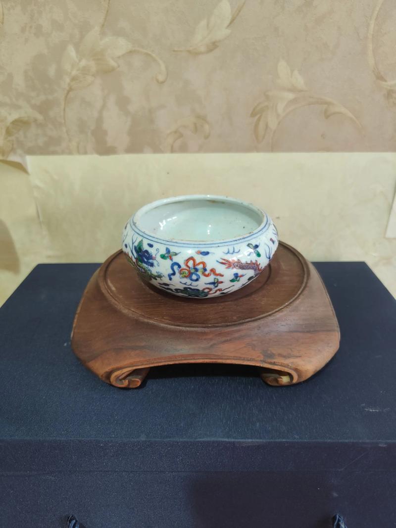 清朝晚期瓷器值多少钱