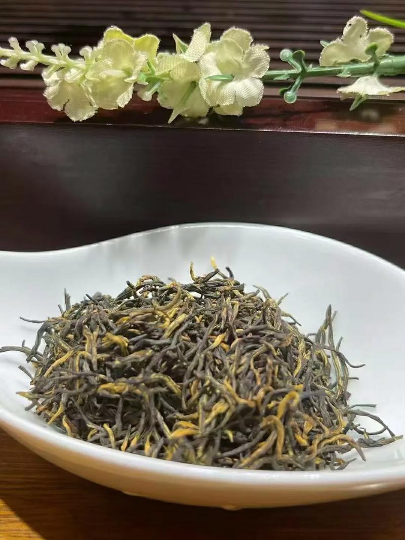 金骏眉用紫砂壶泡好吗