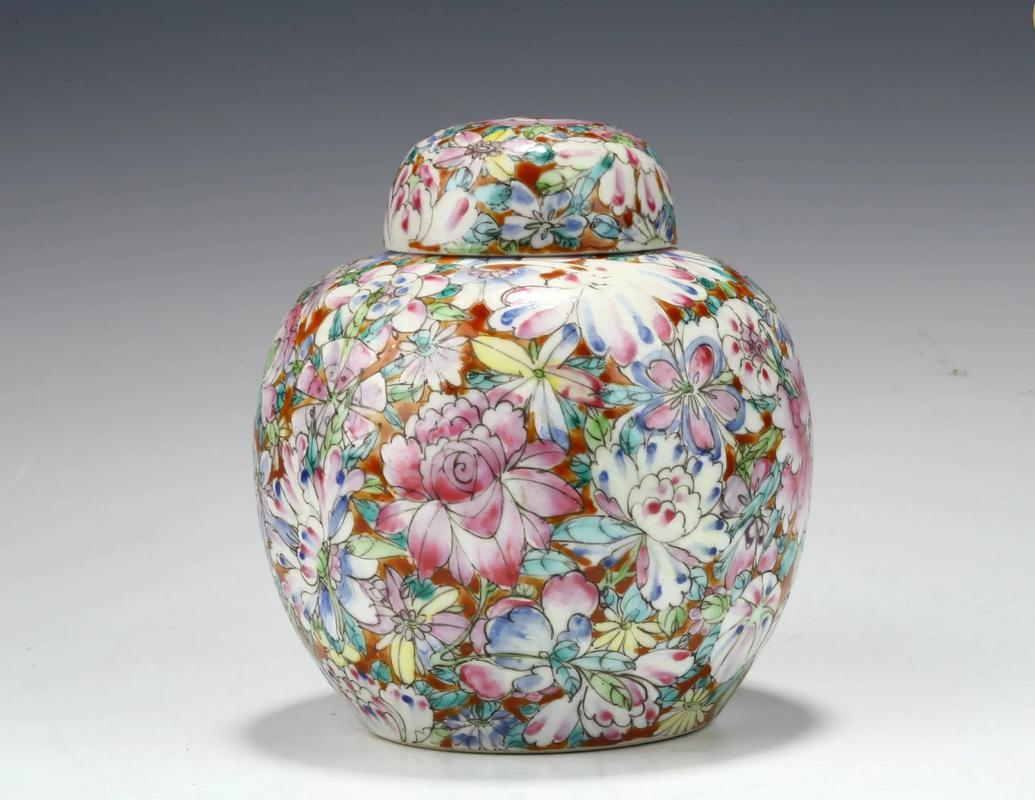 明国时期粉彩瓷器图片