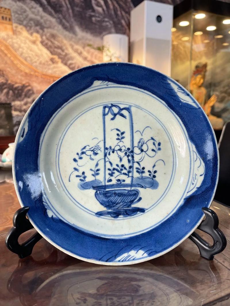 双圈无字康熙官窑瓷器