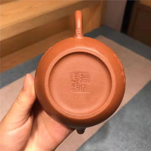 王杏坤紫砂壶底款图片