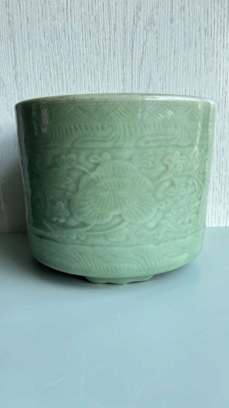 清乾隆单色釉瓷器价值