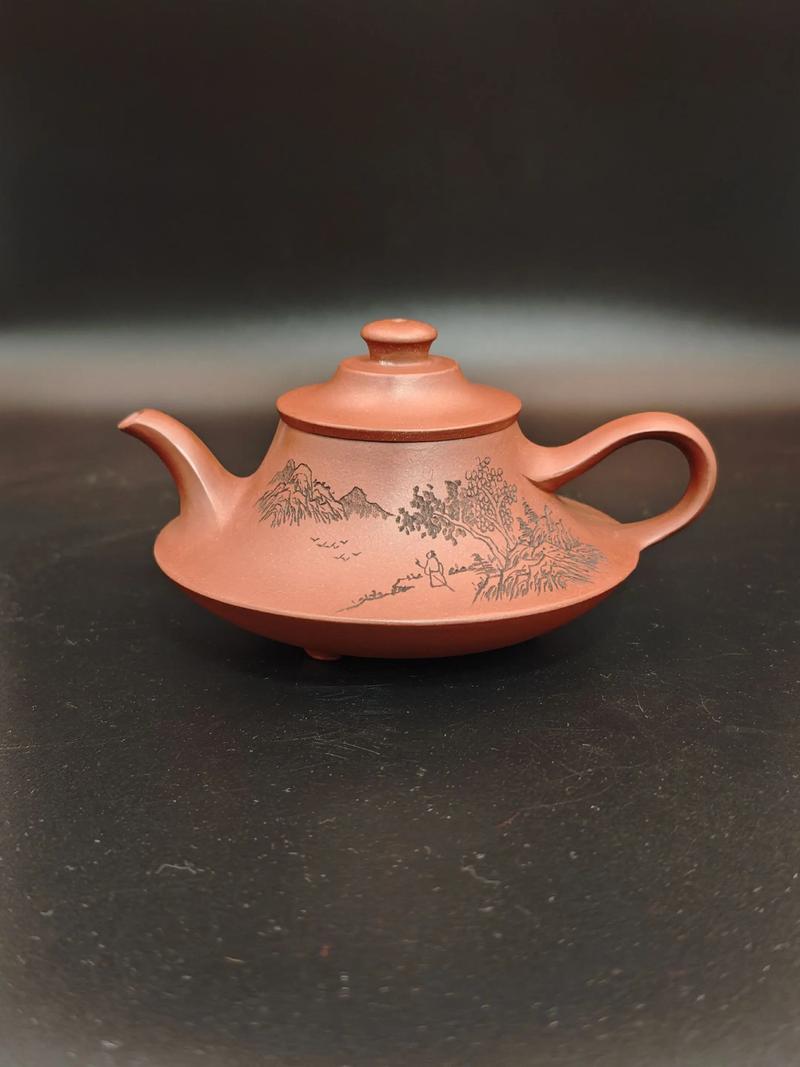 底部有泥料名的紫砂壶