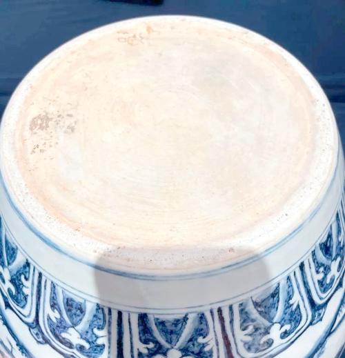 怎样用水鉴别新老瓷器