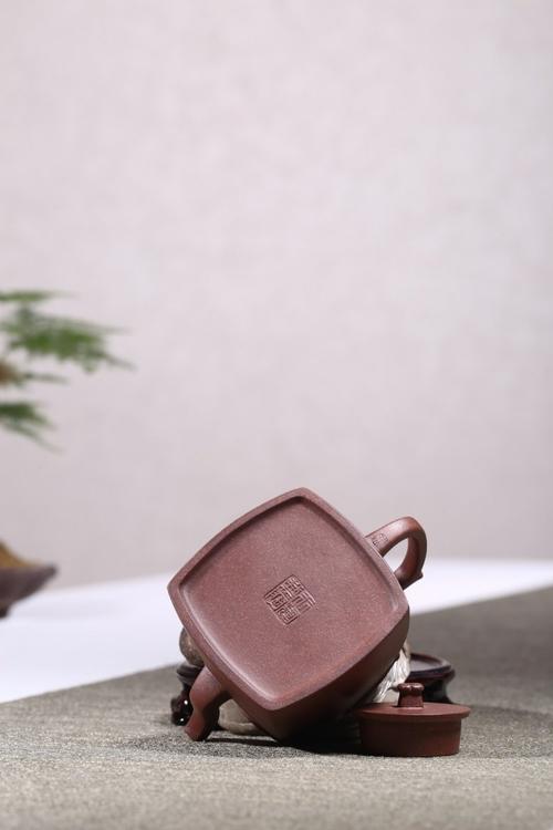 紫砂壶美术师王辉简历