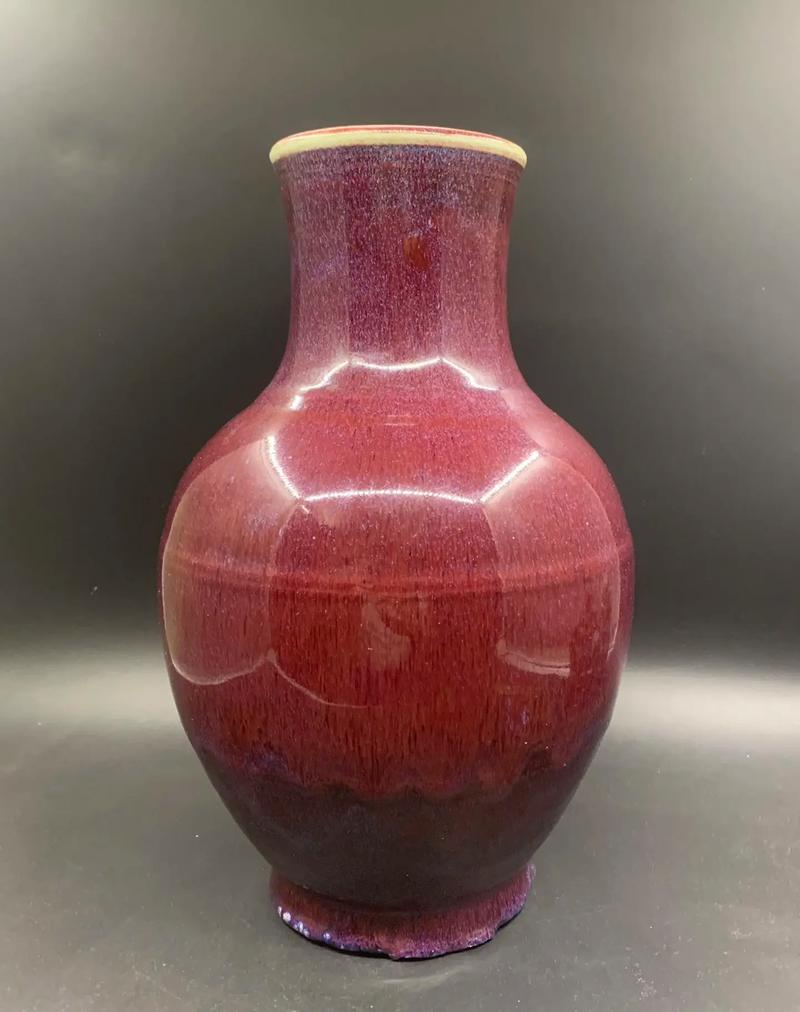 乾隆炉钧釉瓷器的特点