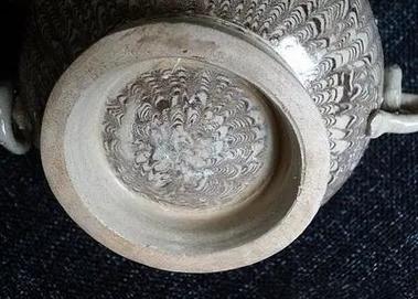 唐代绞胎瓷器拍卖价格