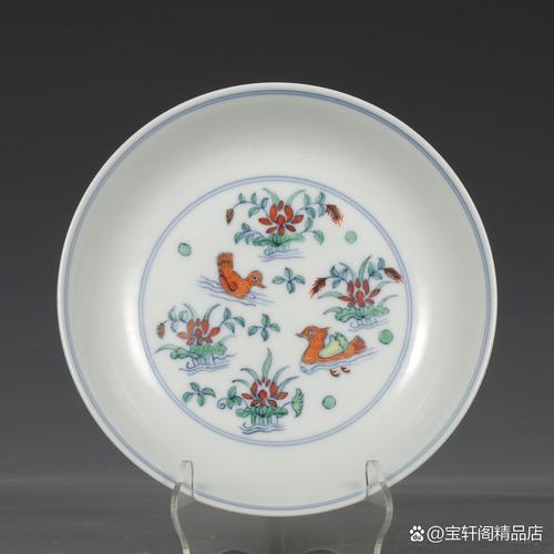 明代斗彩瓷器用什么土