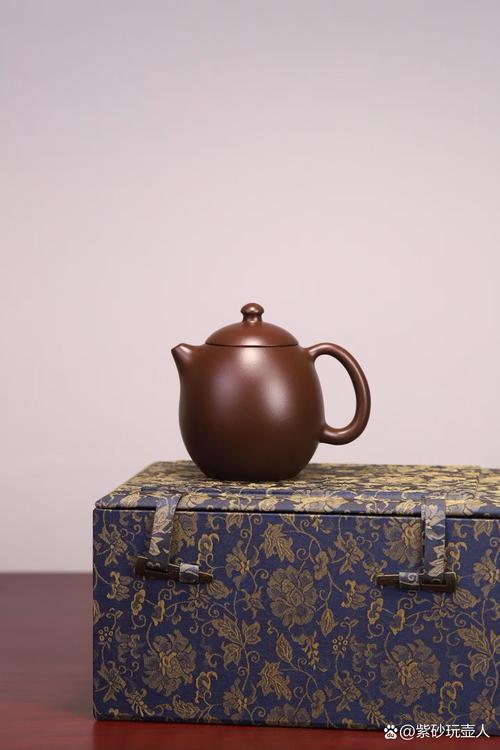 紫砂壶使用后颜色变深