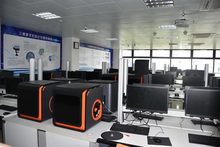 上海市工程技术管理学校