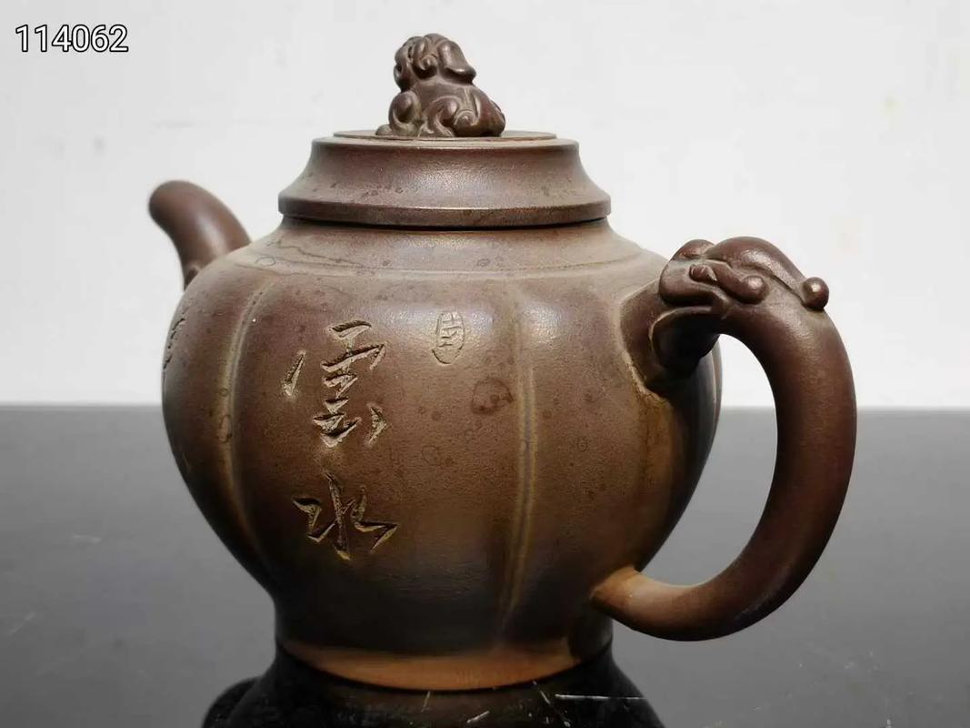 徐汉棠雕刻观音紫砂壶