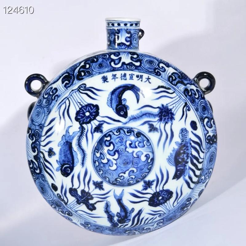 真正苏麻离青瓷器图片