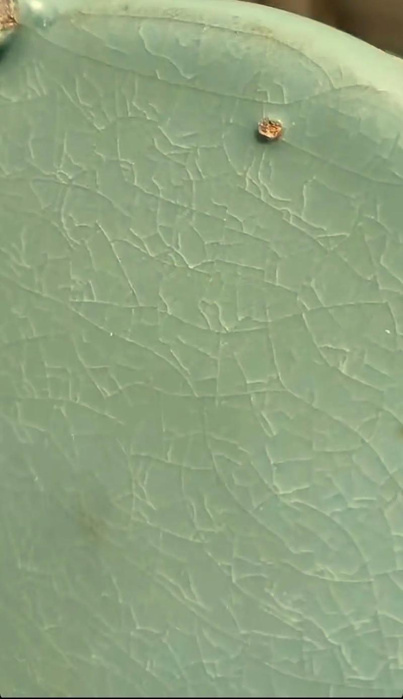 张公巷汝窑瓷器微观图