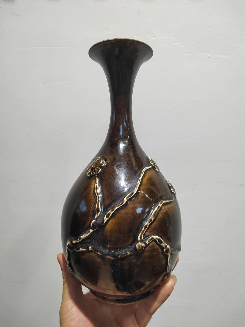 宋代黑定的瓷器值钱吗